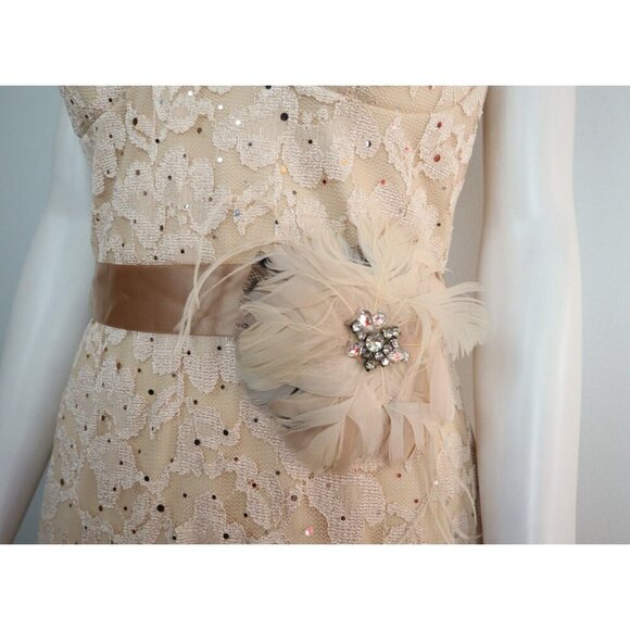 WOMEN'S CHAMPAGNE BEIGE LACE STRAPLESS GOWN FEATHER DETAIL - DEB - SIZE 11 - Picture 3 of 9